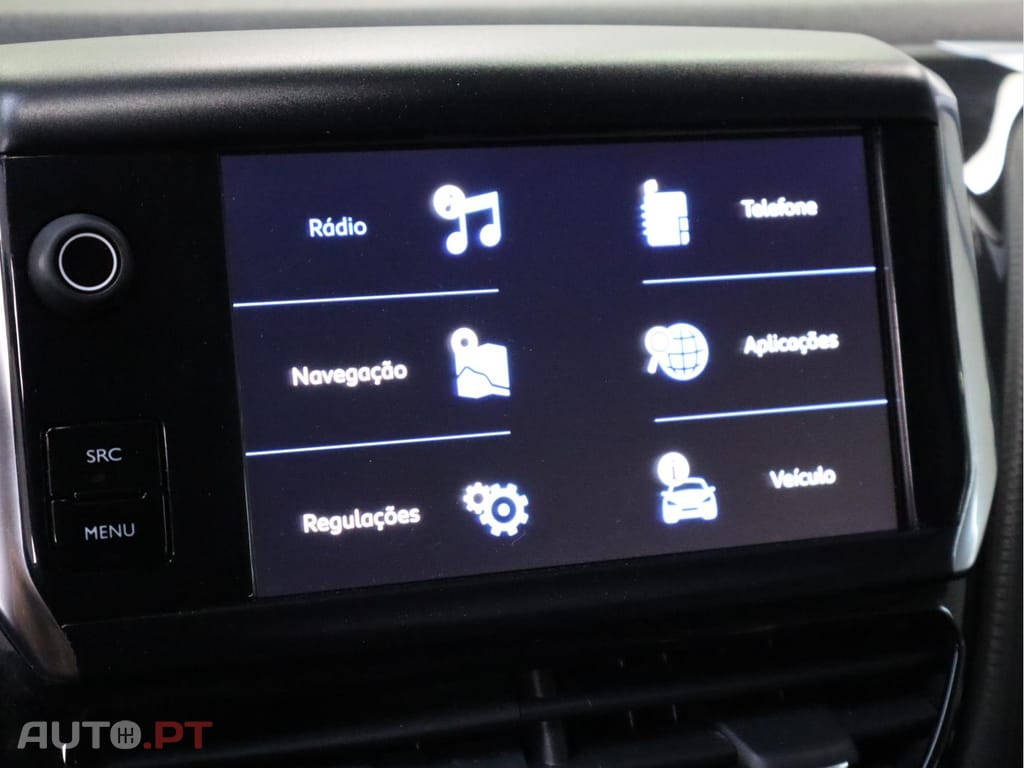 Peugeot 2008 Signature 1.5 BlueHDi 