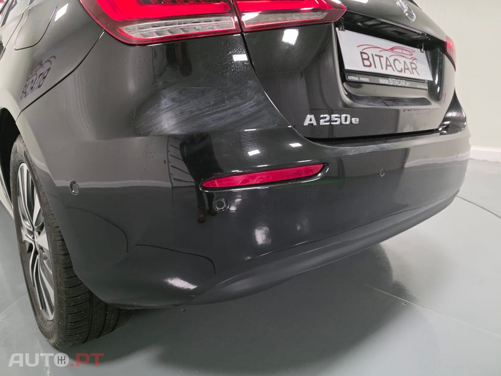 Mercedes-Benz A 250 e Style Plus