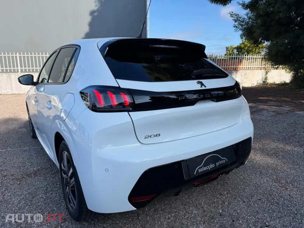Peugeot 208 1.2 PureTech Allure Pack