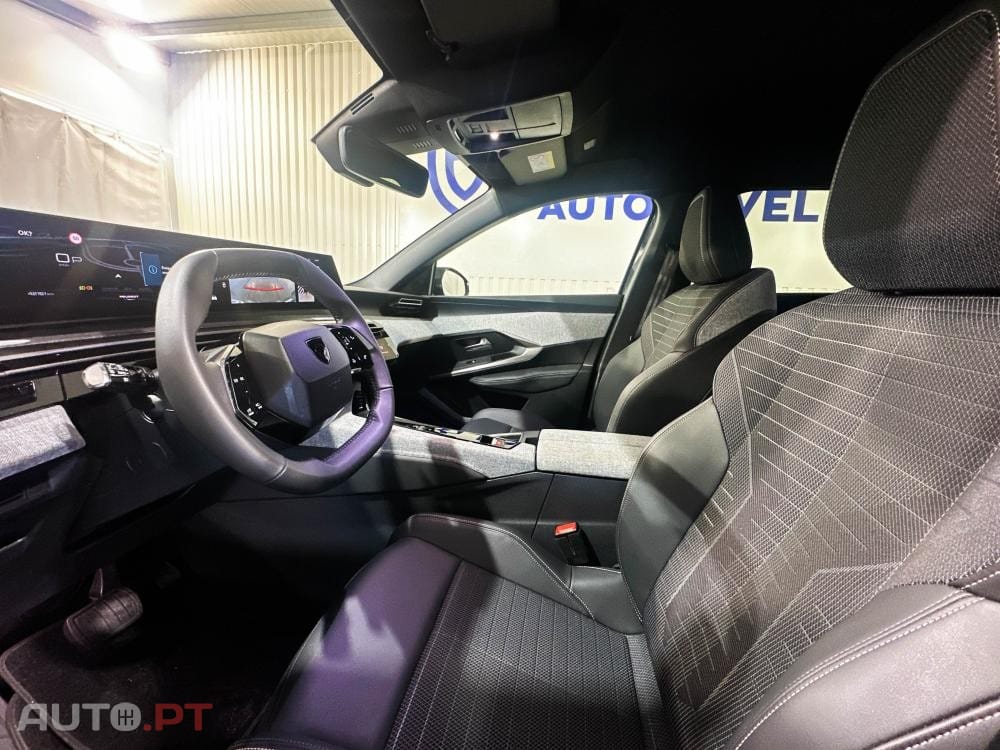 Peugeot 5008 1.2 Hybrid Allure Pack e-DCS6