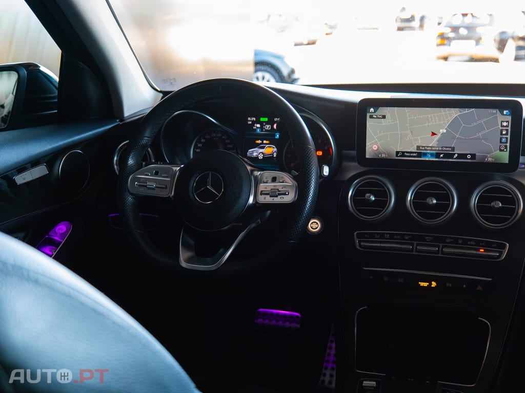 Mercedes-Benz GLC 300 e 4Matic 9G-TRONIC AMG Line