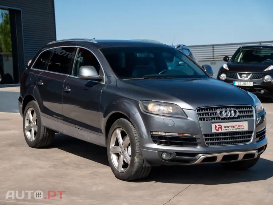 Audi Q7 3.0 TDI DPF quattro tiptronic