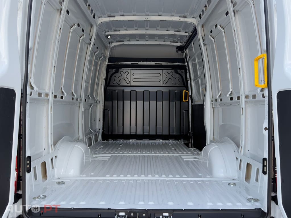 Iveco Daily L 3 H 2  160 CAVALOS