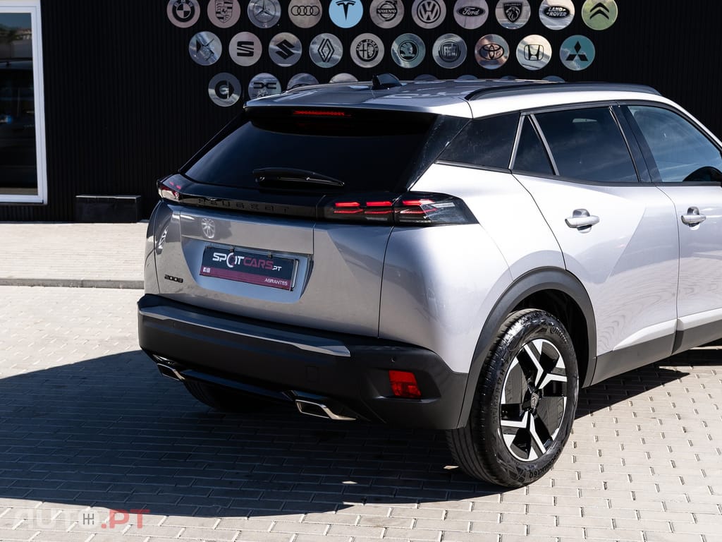 Peugeot 2008 1.2 PureTech Allure