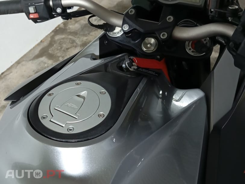 KTM Superduke GT 1290 ABS 172CV