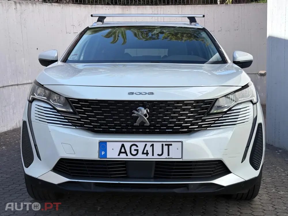 Peugeot 5008 1.2 PureTech Allure EAT8