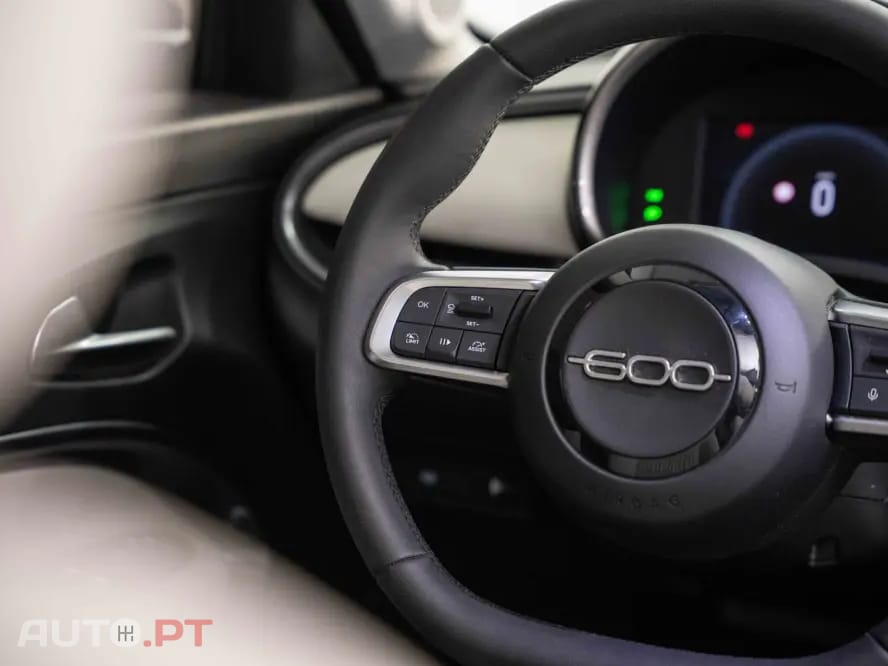 Fiat 600e 54 kWh La Prima