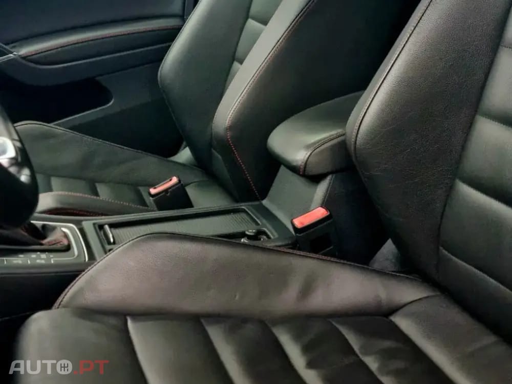 Volkswagen Golf VII GTI PERFORMANCE
