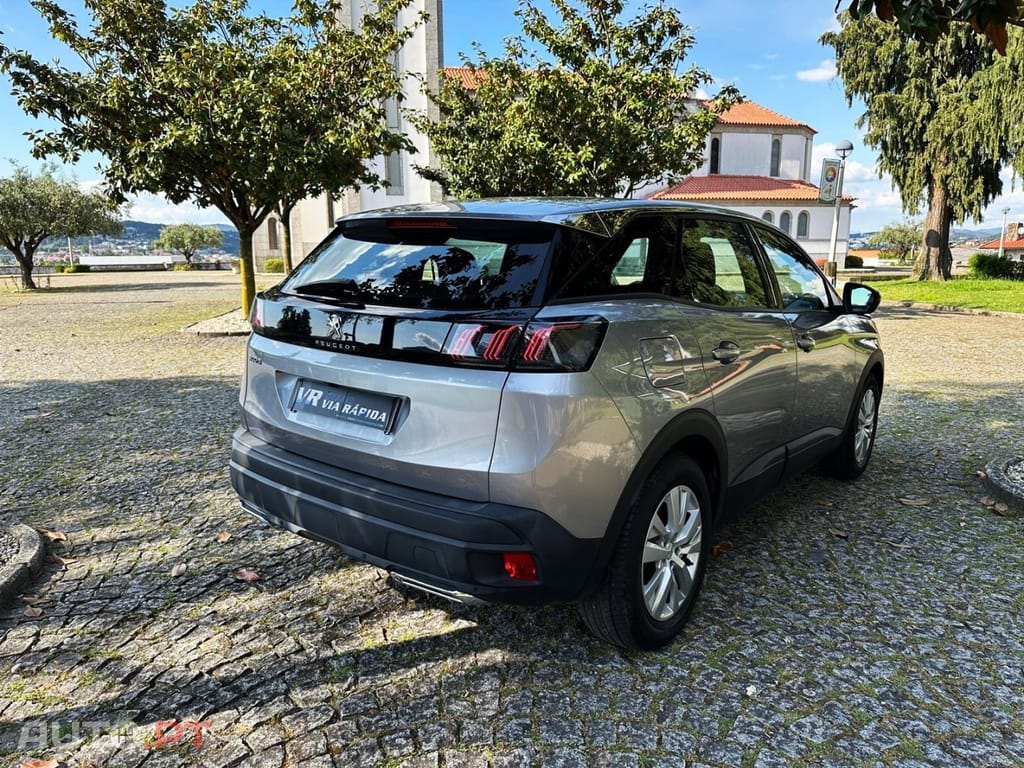 Peugeot 3008 1.5 BlueHDi Active