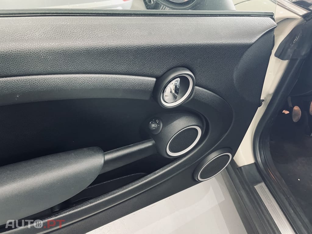 MINI Cabrio Cooper D