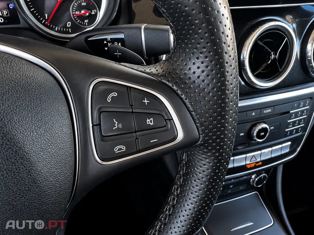 Mercedes-Benz CLA 180 d 7G-DCT