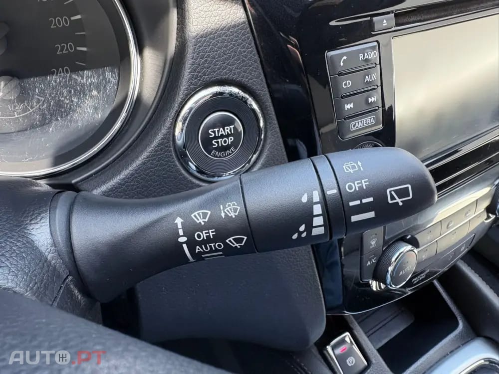 Nissan Qashqai 1.5 dCi Tekna Premium 17 Alcantara