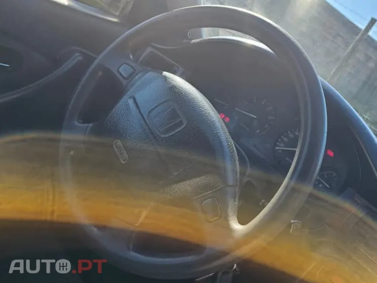 Honda Civic 1.4i Profile