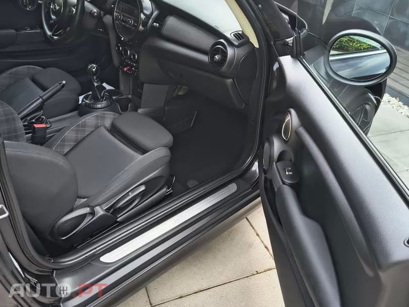 MINI Cooper Cooper One 1.6