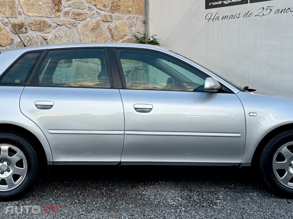 Audi A3 1.6 Attraction