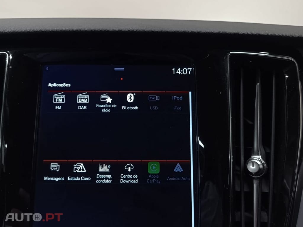 Volvo V60 2.0 T6 AWD TE Inscription Expression Plug-in 350cv — fotografia 17