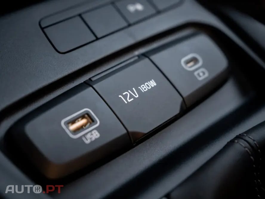 Kia Stonic 1.0 T-GDi Tech 7DCT