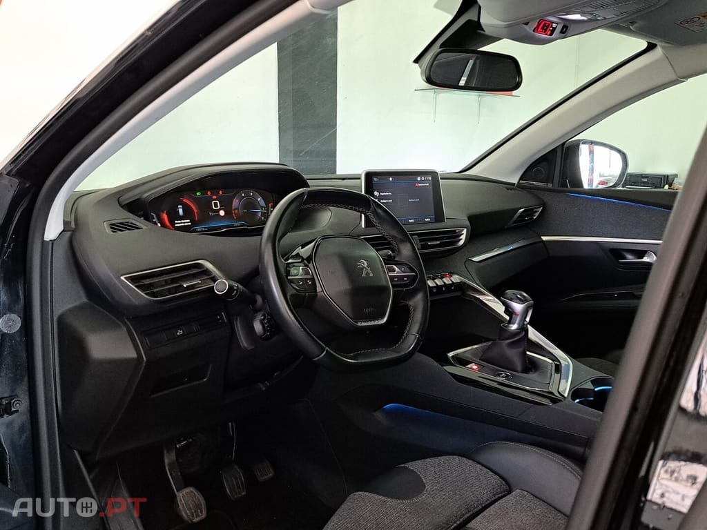 Peugeot 3008 1.6 BlueHDi Allure