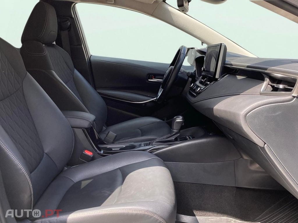 Toyota Corolla SD 1.8 Hybrid Luxury