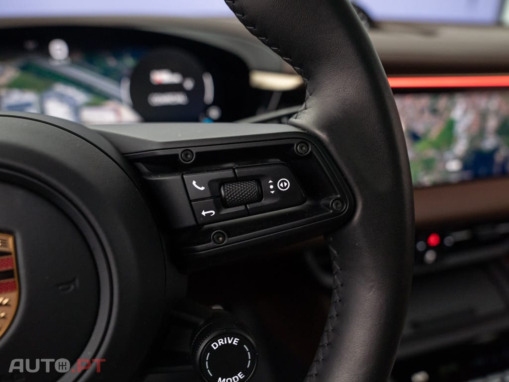 Porsche Macan Electric 4