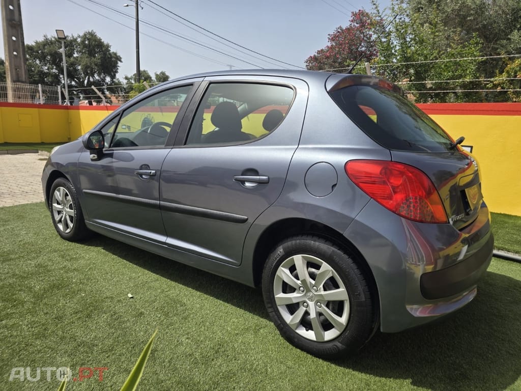 Peugeot 207 1.4 16V Trendy