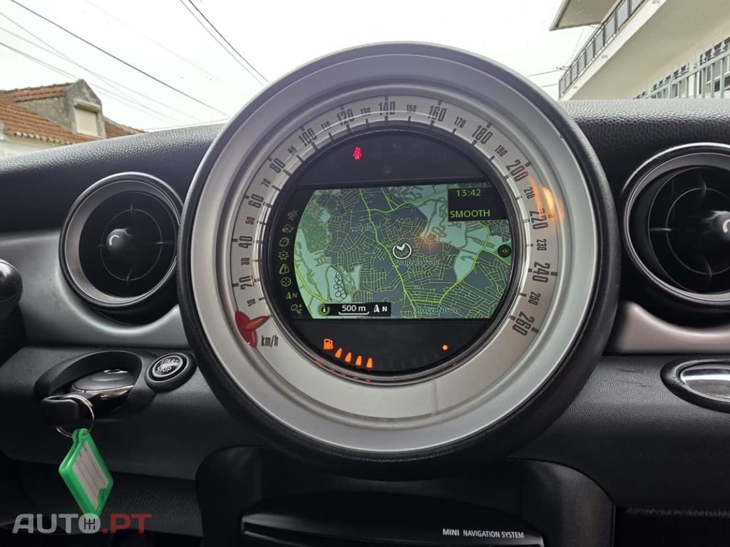 MINI Cooper Cooper D