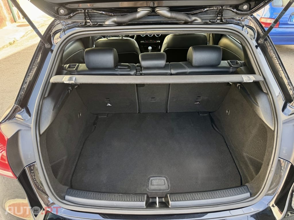 Mercedes-Benz A 180 d Style — fotografia 12