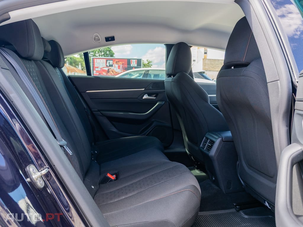 Peugeot 508 1.5 BlueHDi Active EAT8