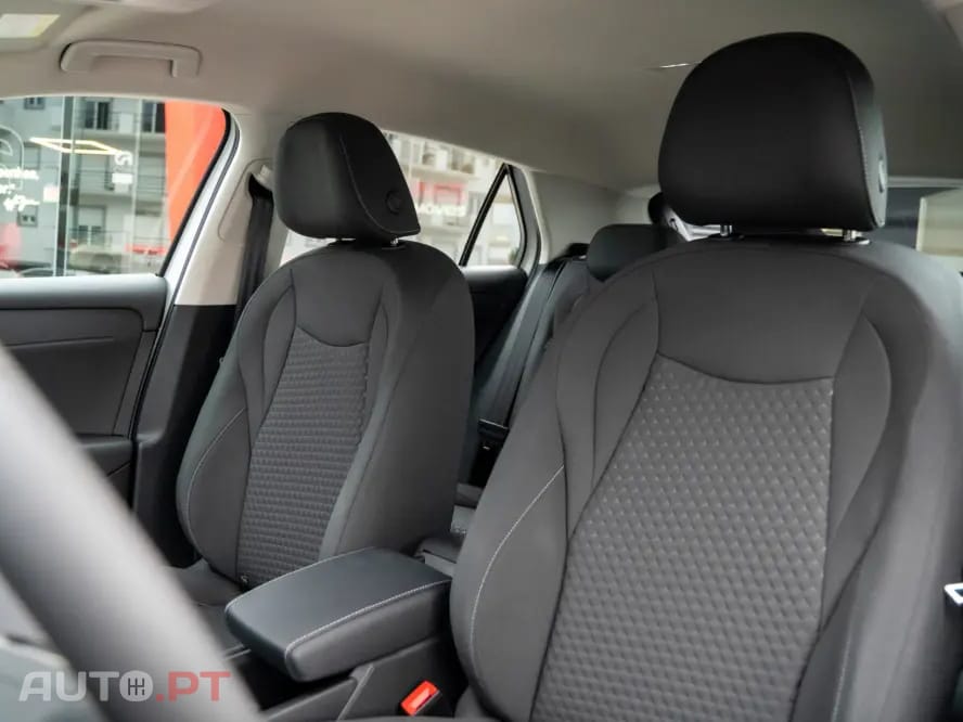 Volkswagen T-Roc 1.5 eTSI Life DSG