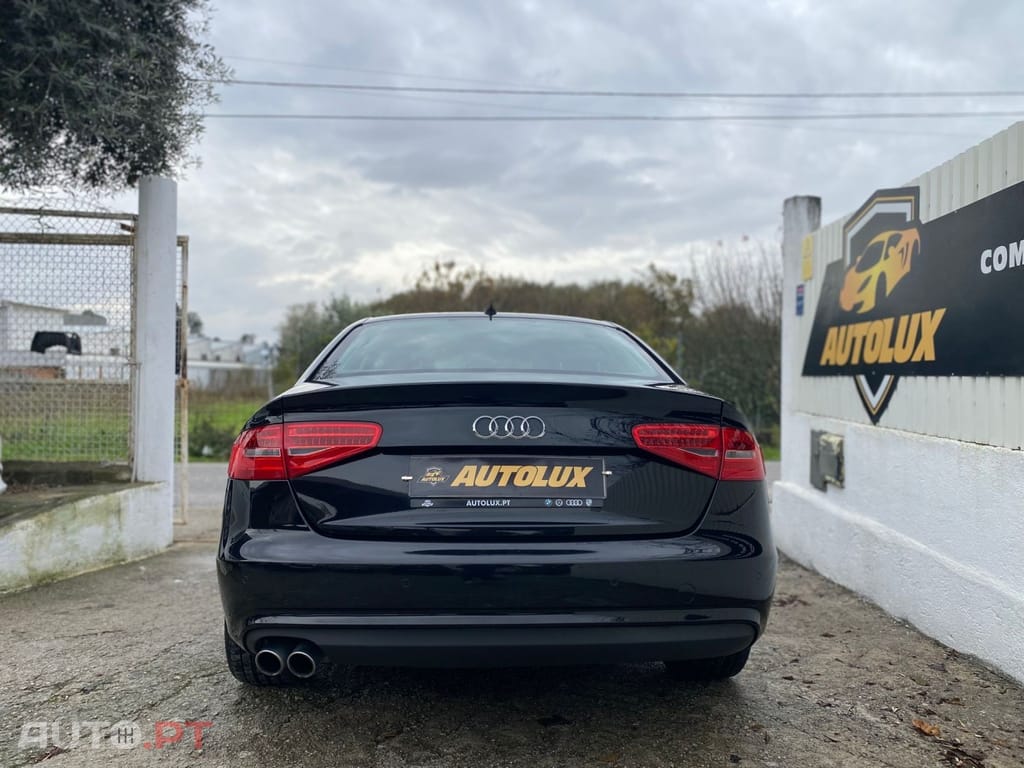 Audi A4 2.0 TDI DPF clean diesel S line Sport Pack