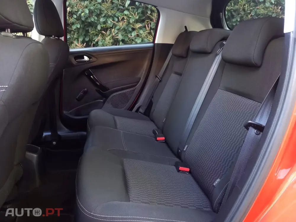 Peugeot 208 1.2 PureTech Style