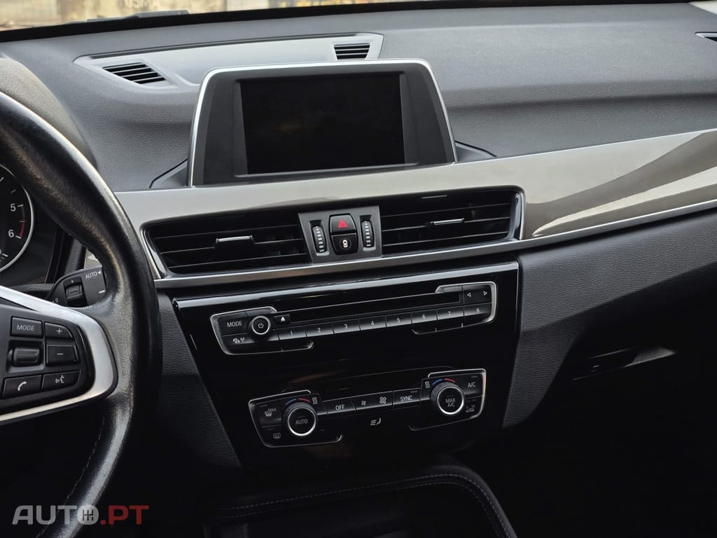 BMW X1 18 d sDrive Auto xLine