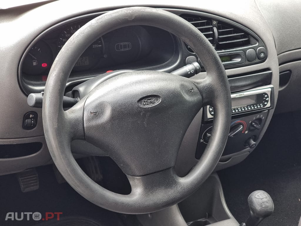 Ford Fiesta 1.8 D