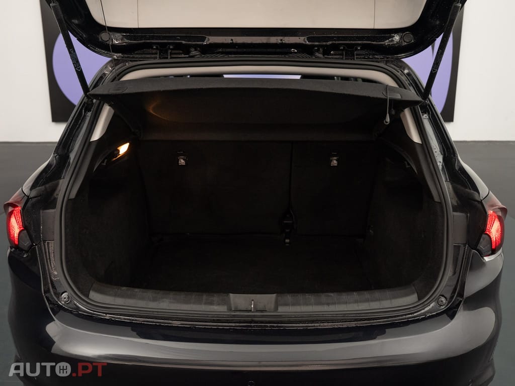 Fiat Tipo 1.3 M-Jet Lounge