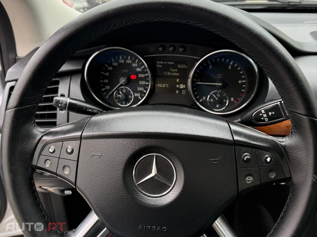 Mercedes-Benz R 320 CDi 4-Matic Longo