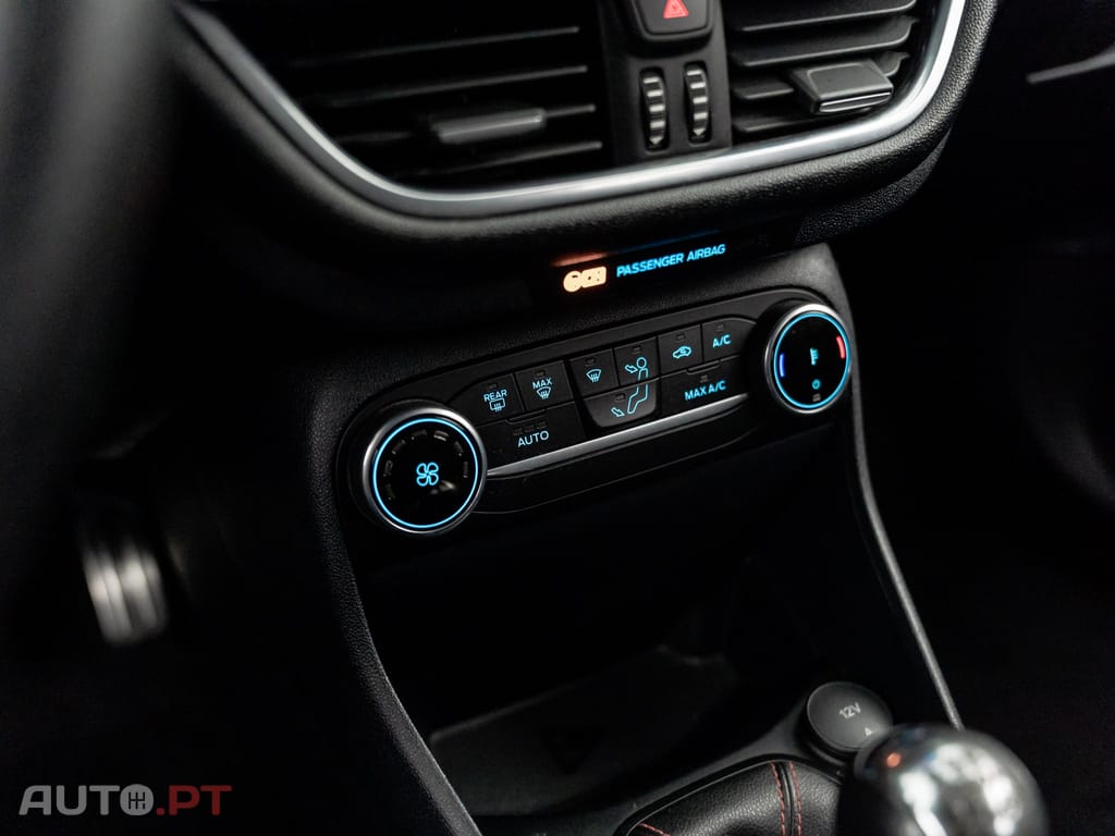 Ford Fiesta 1.0 EcoBoost MHEV ST-Line