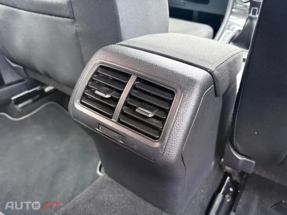 Volkswagen Golf 1.0 TSI Confortline