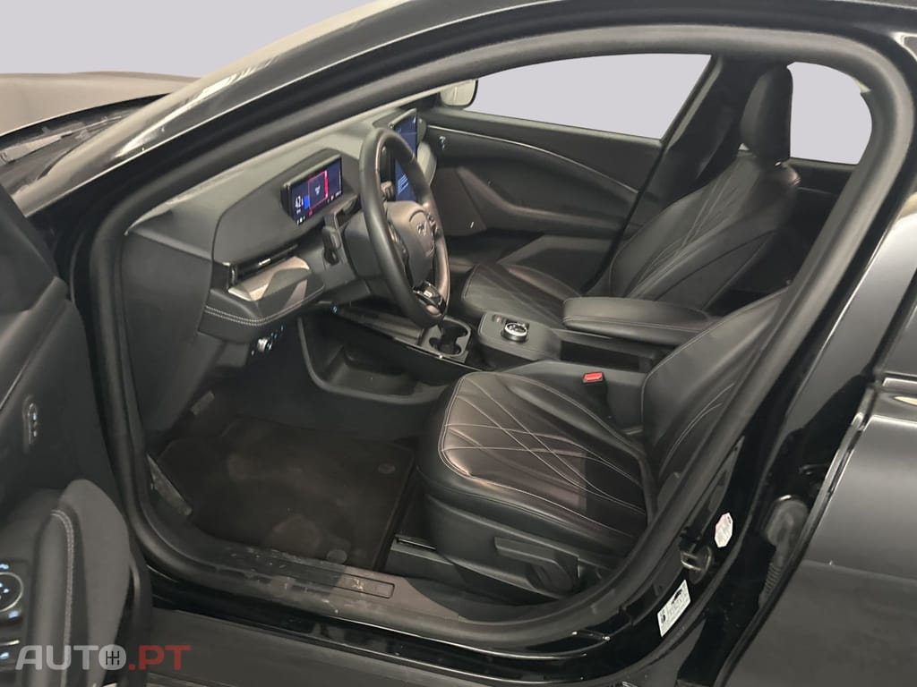 Ford Mustang Mach-E 99 kWh I.V.A DEDUTIVEL