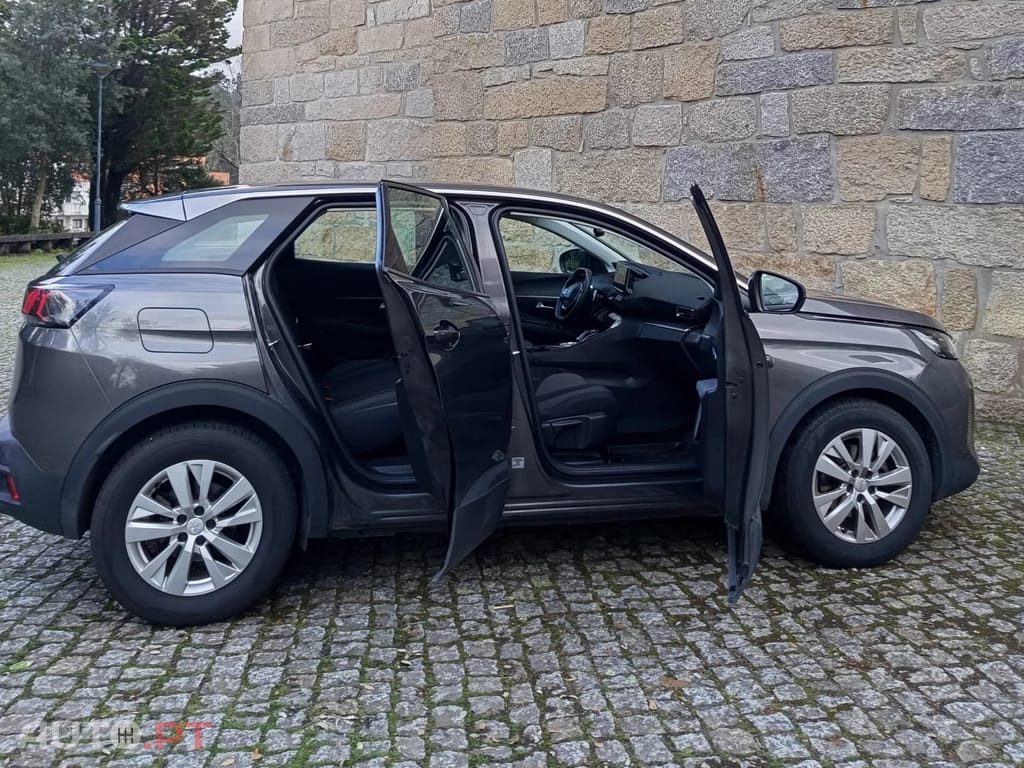 Peugeot 3008 SUV Active Pack EAT8