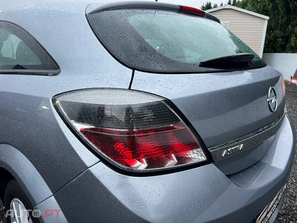 Opel Astra GTC 1.3 CDTi