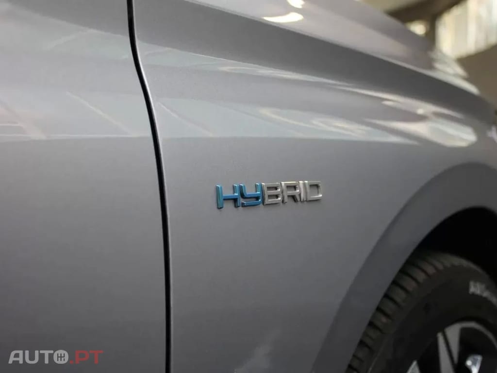 Peugeot 308 1.6 Hybrid Allure Pack e-EAT8