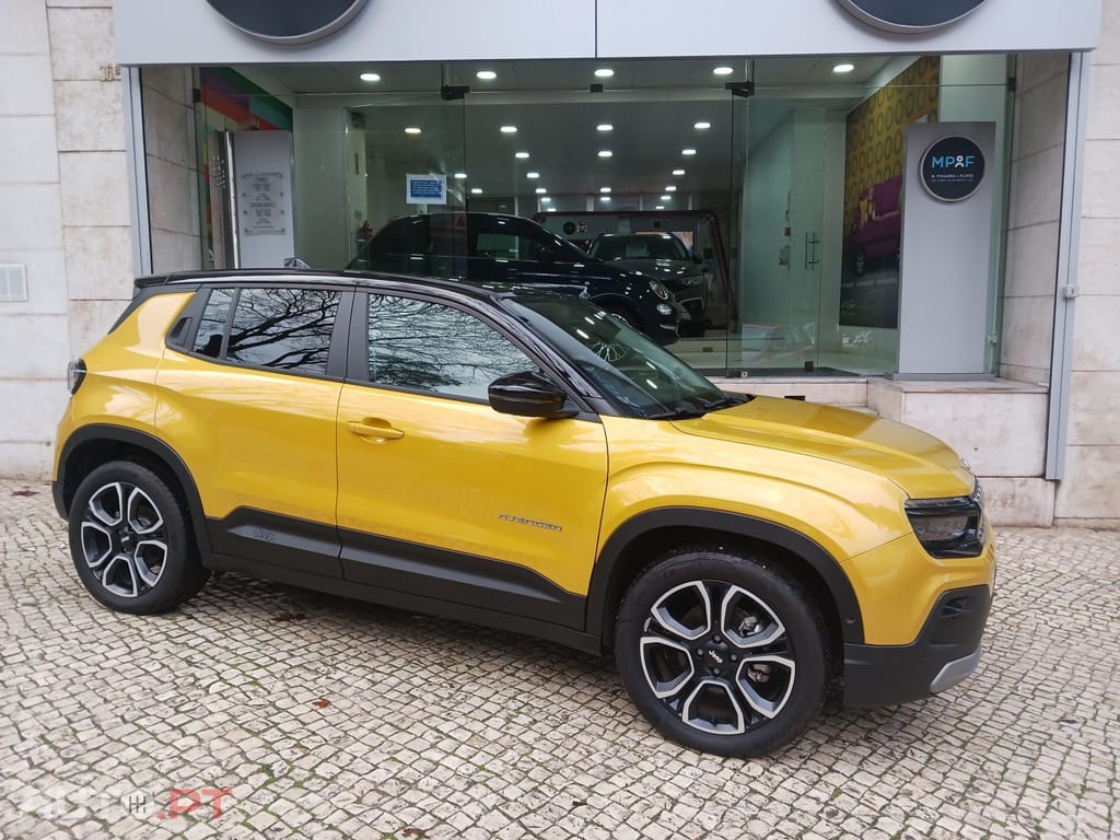 Jeep Avenger 54 kWh Summit