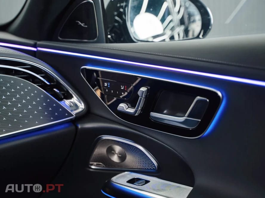 Mercedes-Benz E 300 9G-TRONIC AMG Line