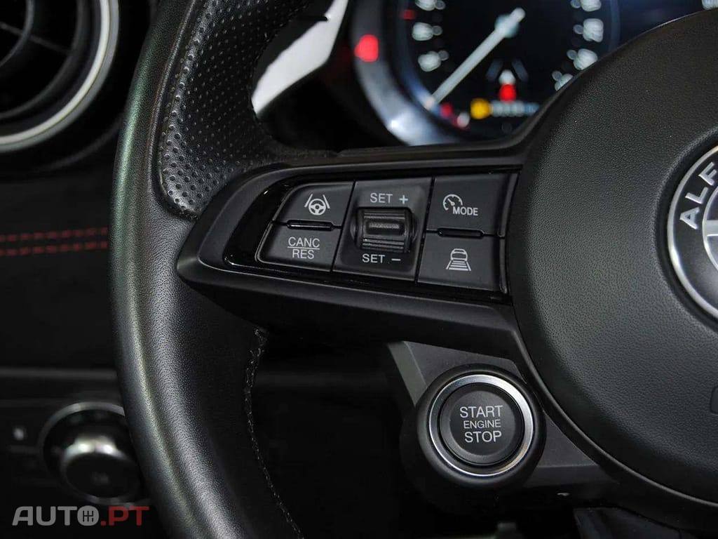 Alfa Romeo Tonale 1.3 Plug-In Hybrid Veloce e-AWD