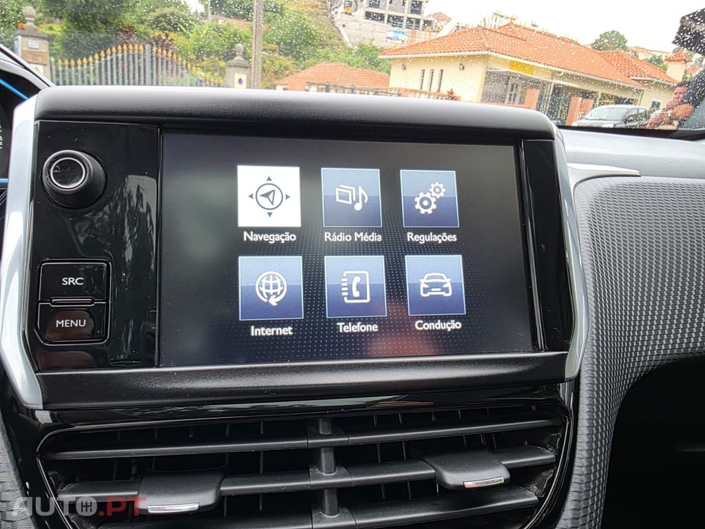 Peugeot 2008 1.6 BlueHDi Allure