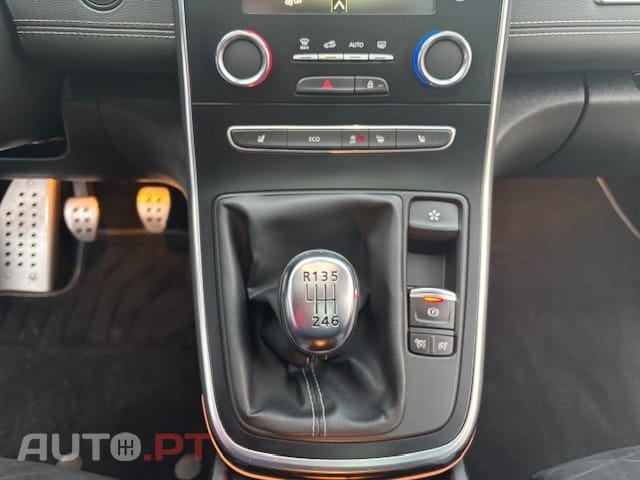 Renault Grand Scénic BLUE dCi 150 BLACK EDITION