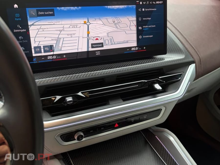 BMW XM BASE