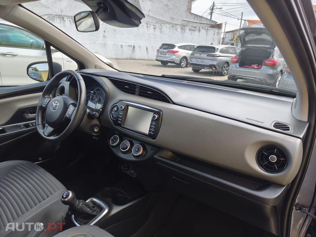 Toyota Yaris 1.0 VVT-i Comfort Plus