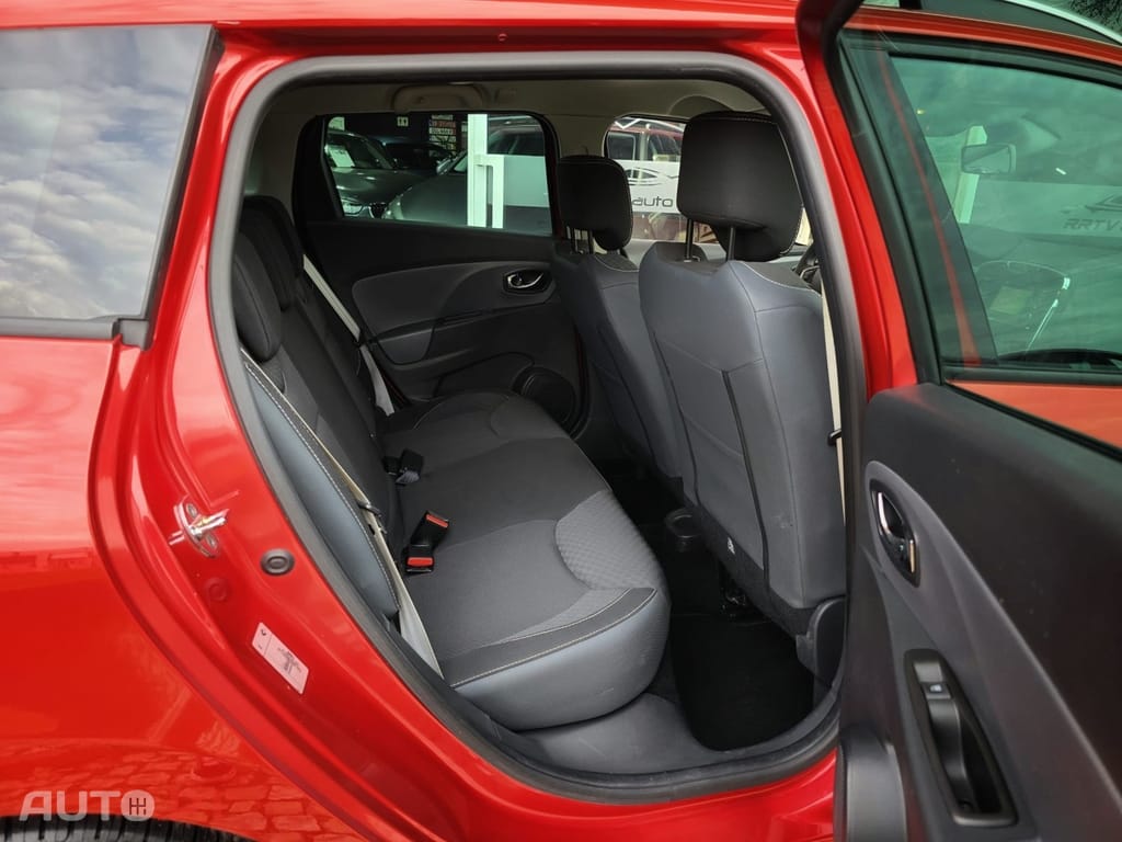 Renault Clio Sport Tourer 1.2 TCE GT EDC