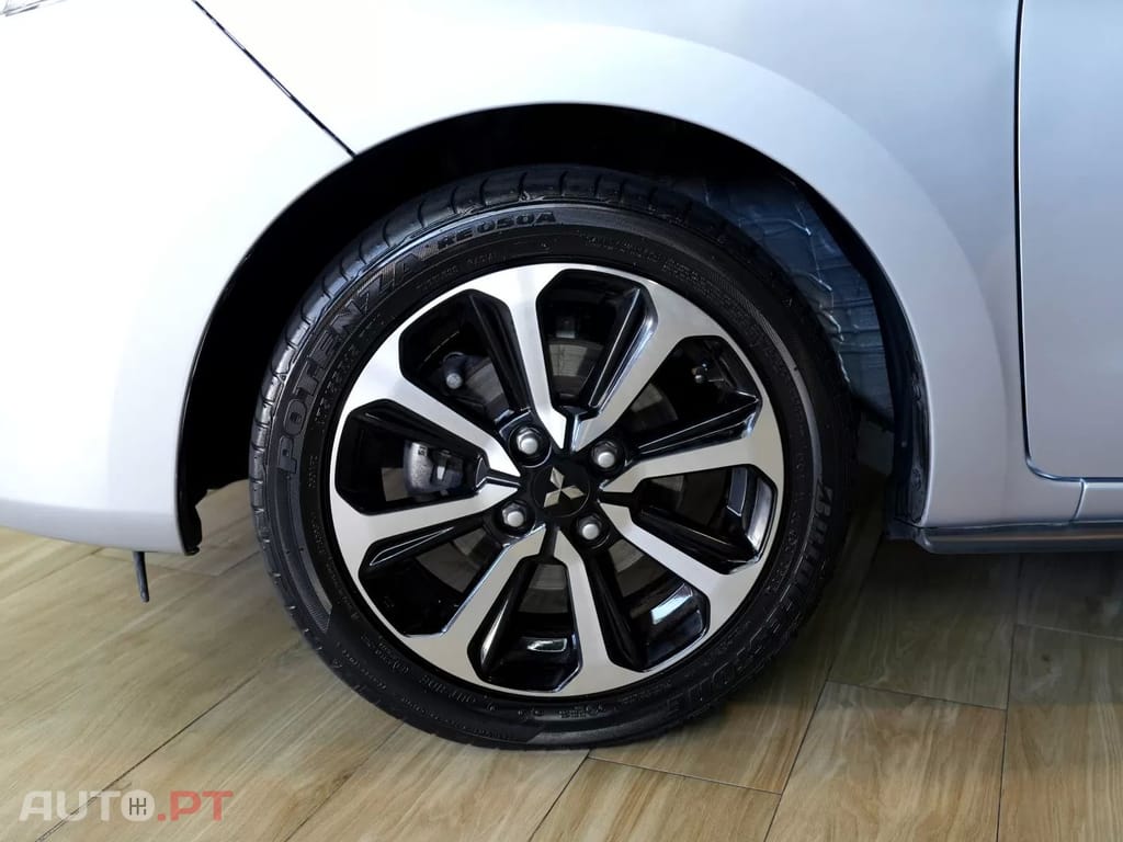 Mitsubishi Space Star 1.2 Intense
